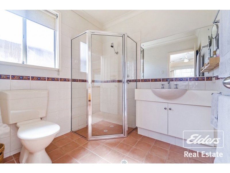 2 Creedon Close, Evanston Park SA 5116