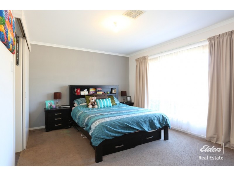 26 Potts Road, Evanston Park SA 5116