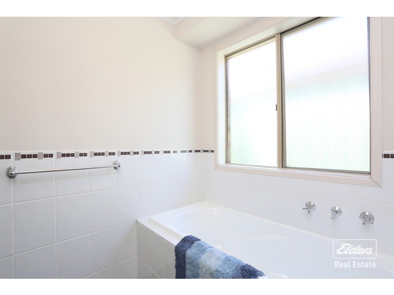 26 Potts Road, Evanston Park SA 5116