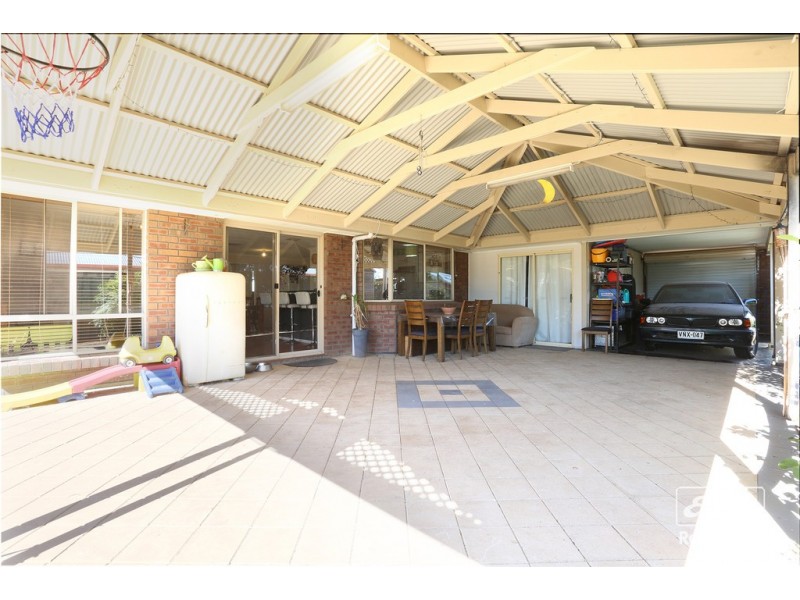 26 Potts Road, Evanston Park SA 5116