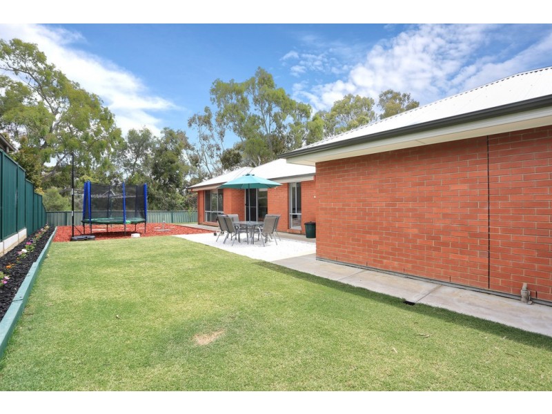 11 Grovermann Street, Williamstown SA 5351