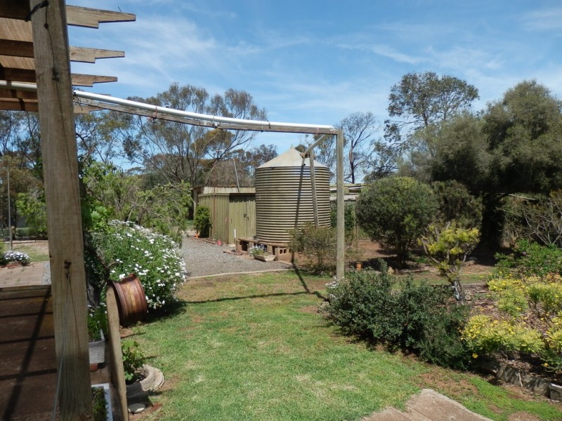 186 Cnr Mackereth and Ashwell Roads, Templers SA 5371