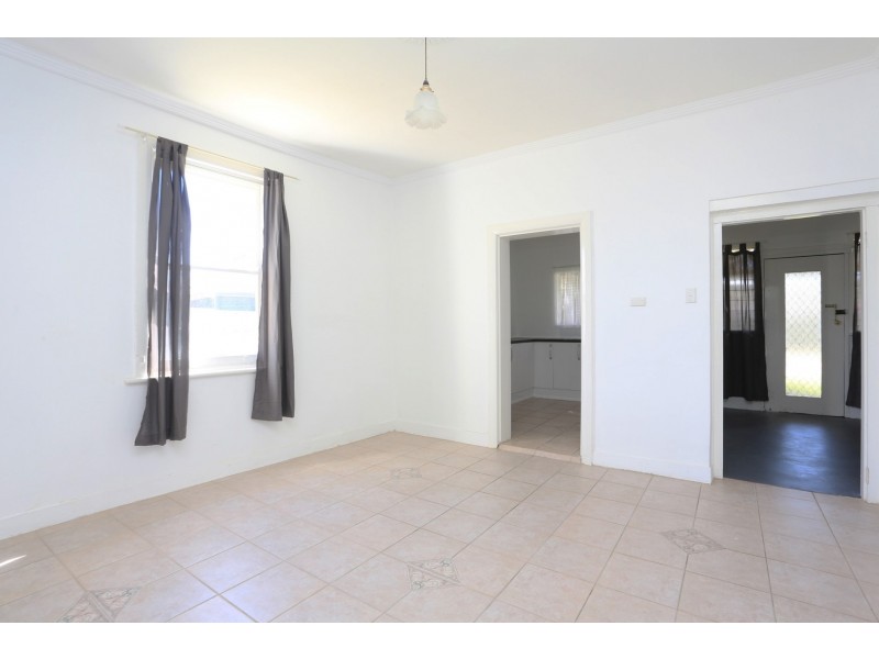 64 Second Street, Gawler South SA 5118