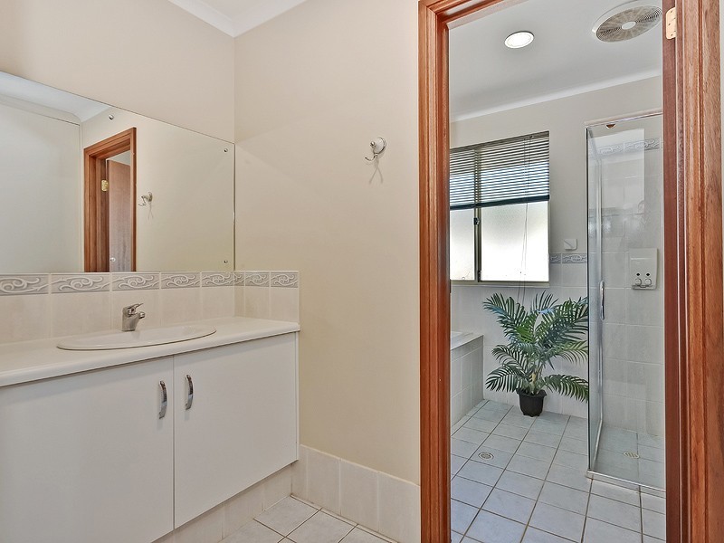 18 Warner Court, Sandy Creek SA 5350