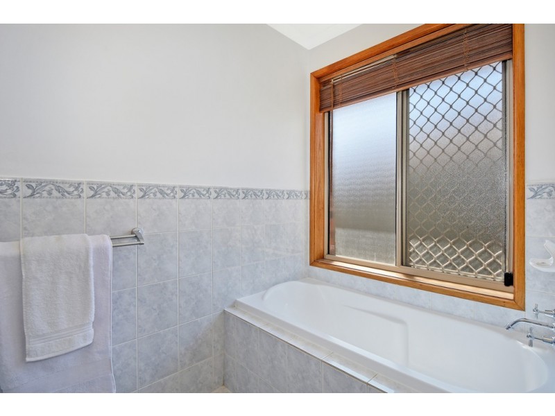 17 Expedition Drive, Hewett SA 5118