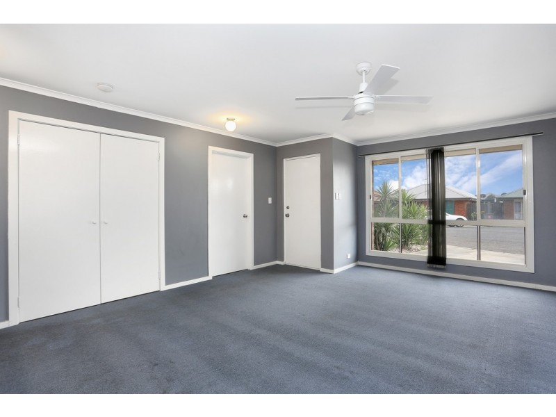 19 Hamra Drive, Smithfield SA 5114