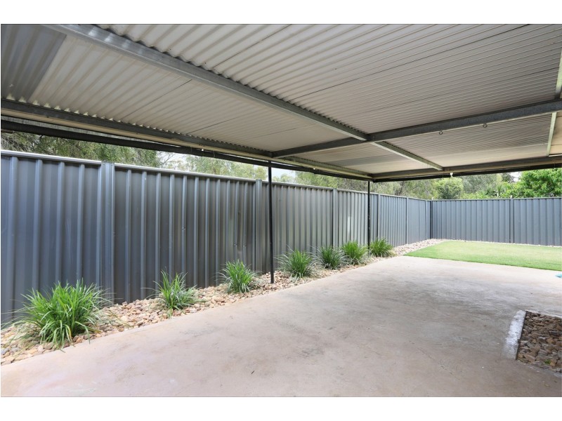 19 Hamra Drive, Smithfield SA 5114