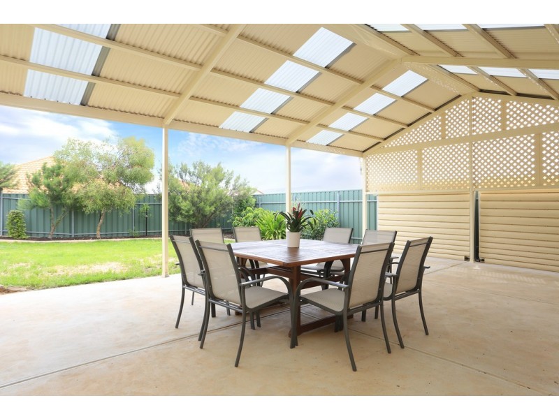 11 Rogers Court, Evanston Park SA 5116