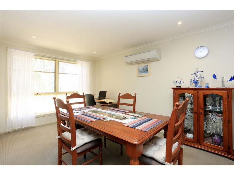 12 Weaver Drive, Willaston SA 5118