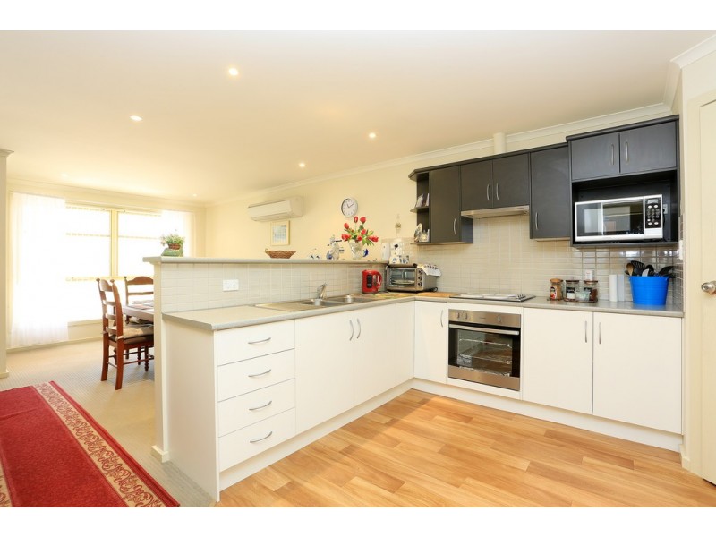 12 Weaver Drive, Willaston SA 5118
