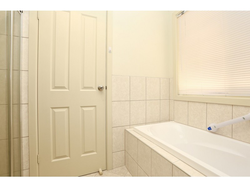 12 Weaver Drive, Willaston SA 5118