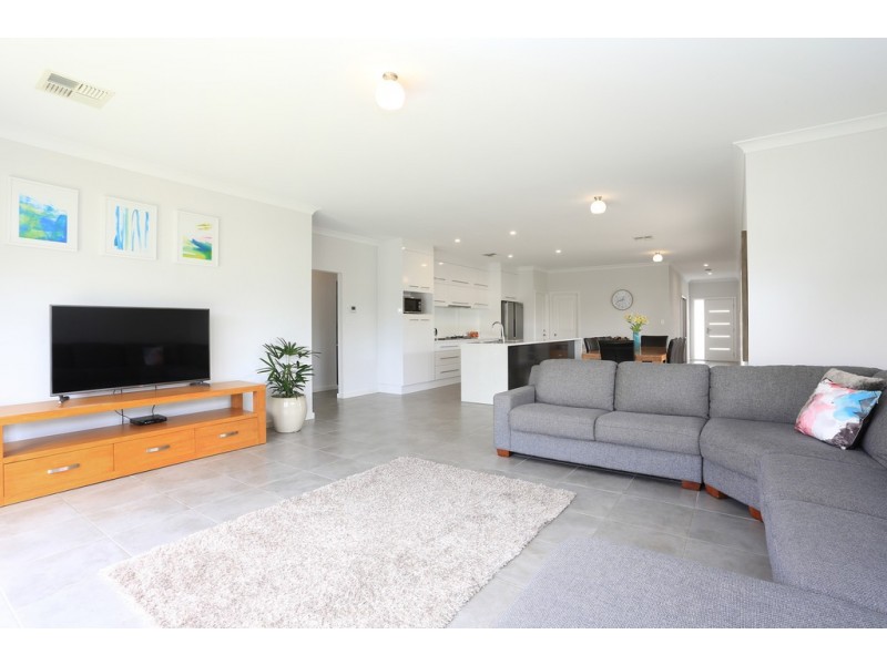 2 Martin Street, Gawler East SA 5118