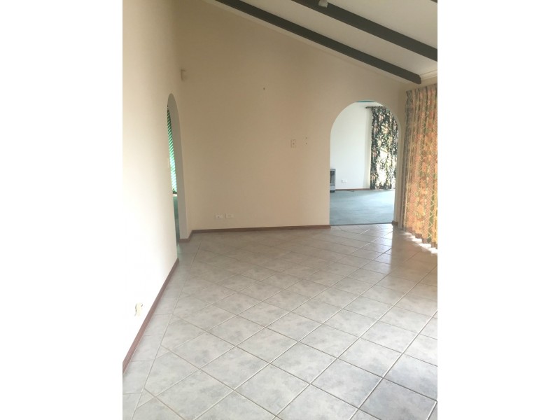 9 Hutchinson Road, Gawler East SA 5118