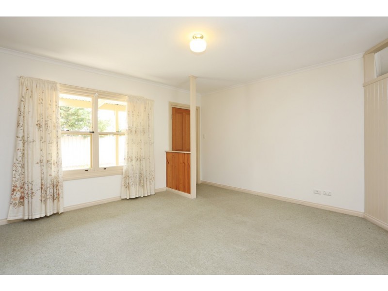 2/9A Railway Terrace, Gawler West SA 5118