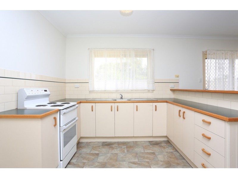 2/9A Railway Terrace, Gawler West SA 5118