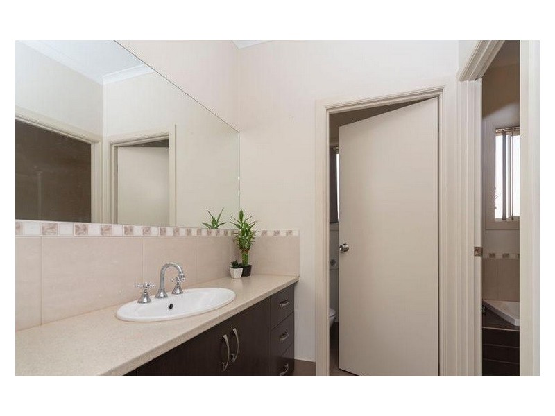 548A Main North Road, Evanston Park SA 5116