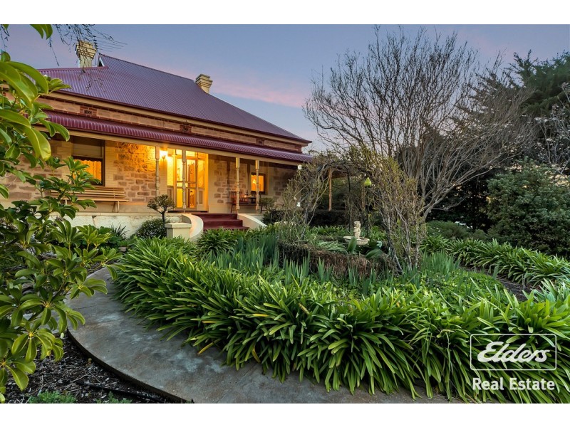 18 Fromm Square, Williamstown SA 5351