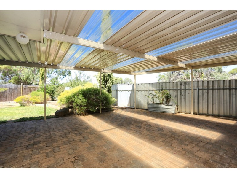 8 Harkness Street, Willaston SA 5118