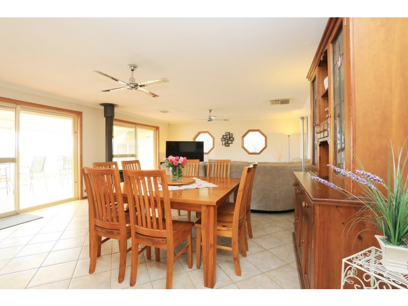 14 Plover Court, Hewett SA 5118