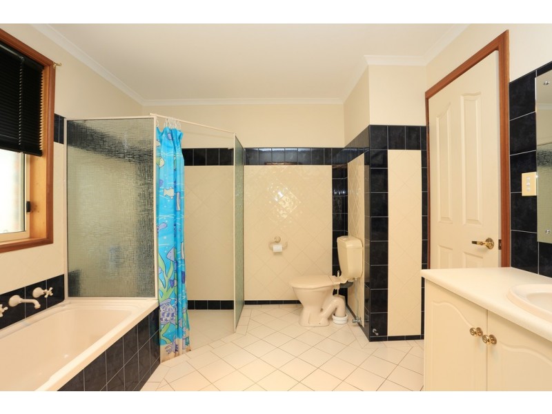 14 Plover Court, Hewett SA 5118