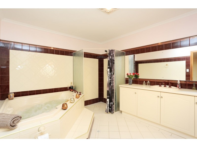 14 Plover Court, Hewett SA 5118