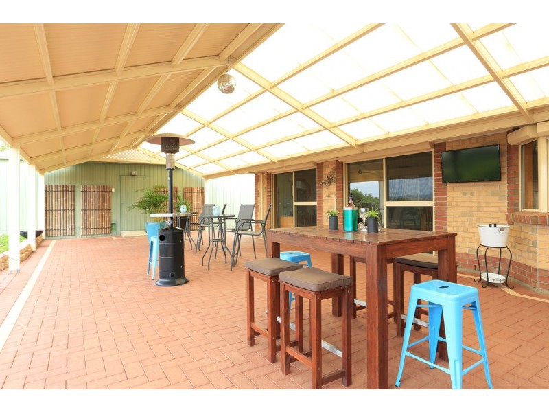 14 Plover Court, Hewett SA 5118