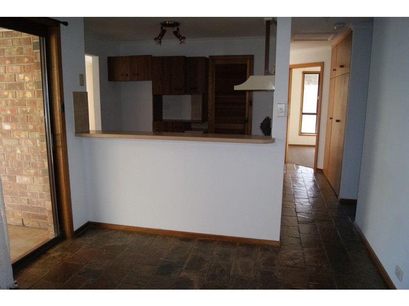 17 Window Road, Willaston SA 5118