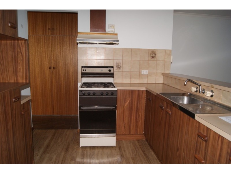 17 Window Road, Willaston SA 5118