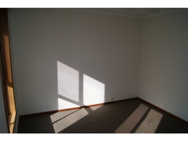 17 Window Road, Willaston SA 5118