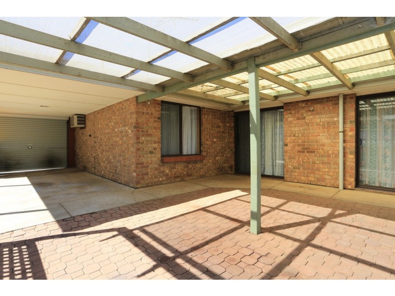 17 Window Road, Willaston SA 5118