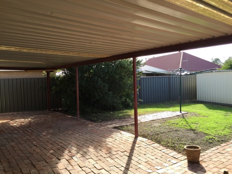 11 Redbanks Road, Willaston SA 5118