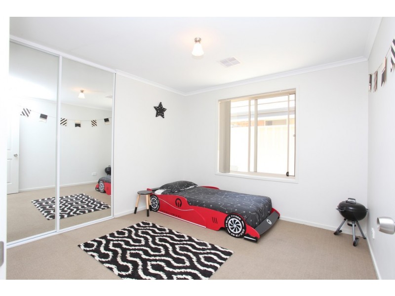 83 Lyndoch Road, Gawler East SA 5118
