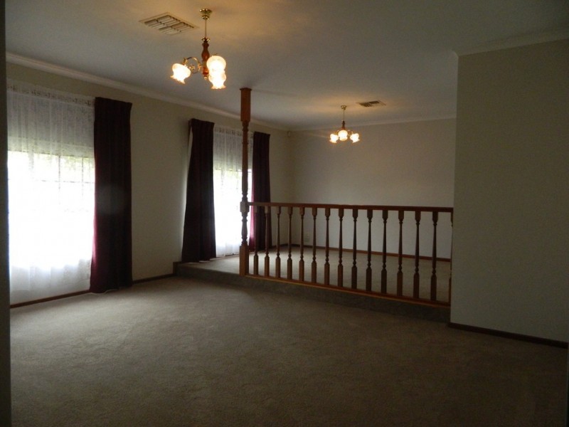 7 Knight Street, Willaston SA 5118