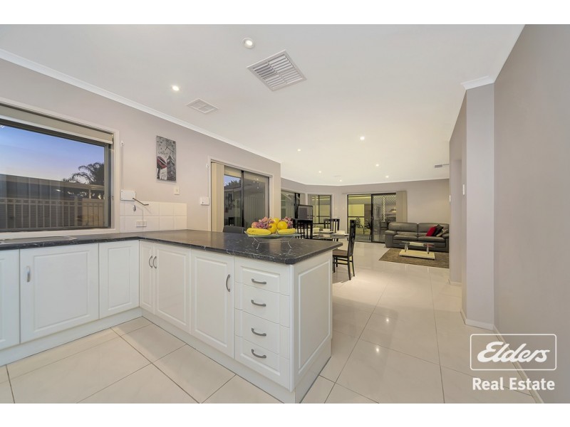 32 Brolga Way, Hewett SA 5118