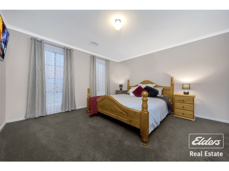 32 Brolga Way, Hewett SA 5118