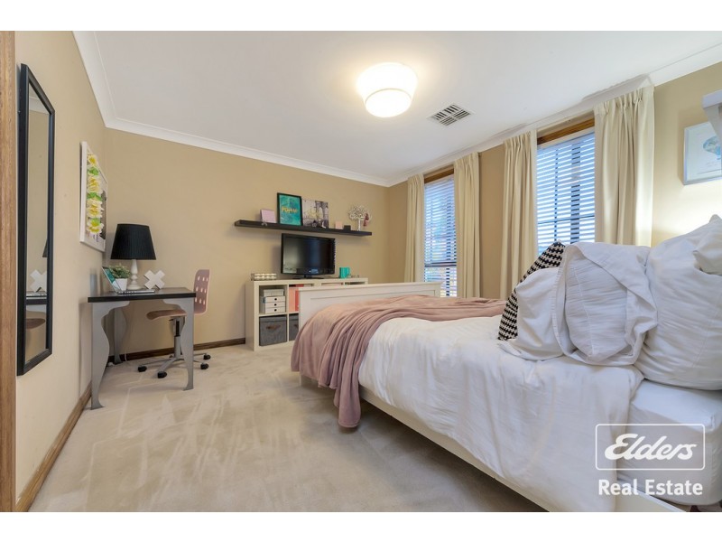 3 Greaves Court, Evanston Park SA 5116