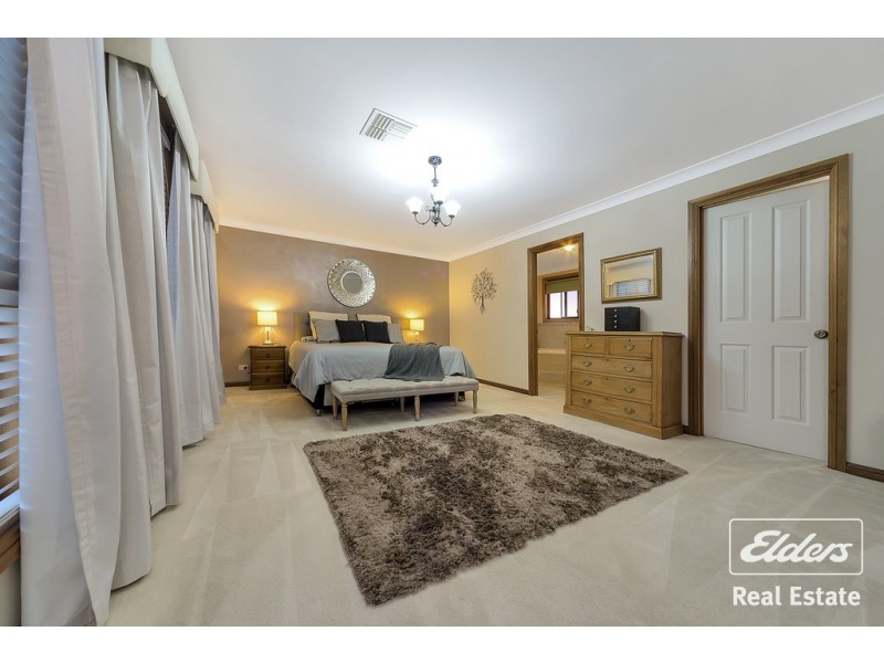 3 Greaves Court, Evanston Park SA 5116