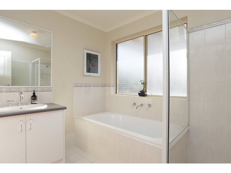 34 Gleeson Grove, Evanston Park SA 5116