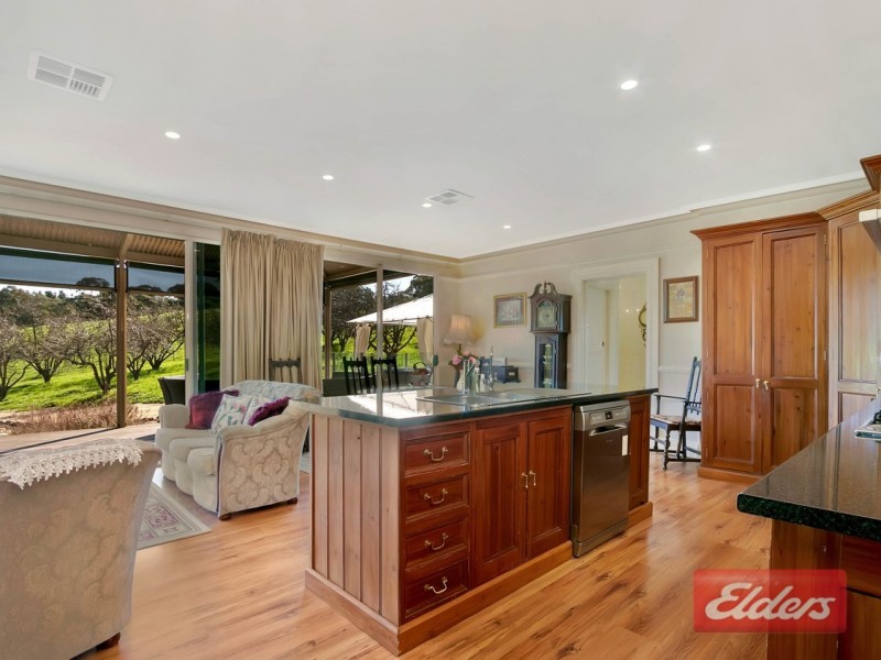 68 – 70 Victoria Terrace, Williamstown SA 5351