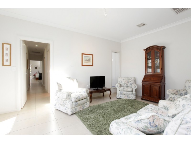 12 McKinlay Avenue, Gawler East SA 5118