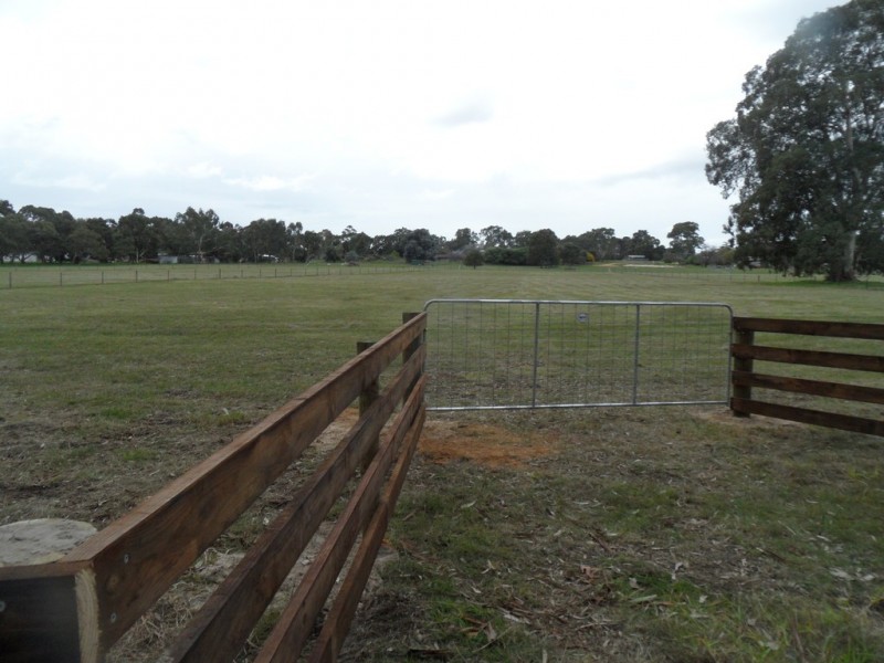 Lot 3 Balmoral Road, Cockatoo Valley SA 5351