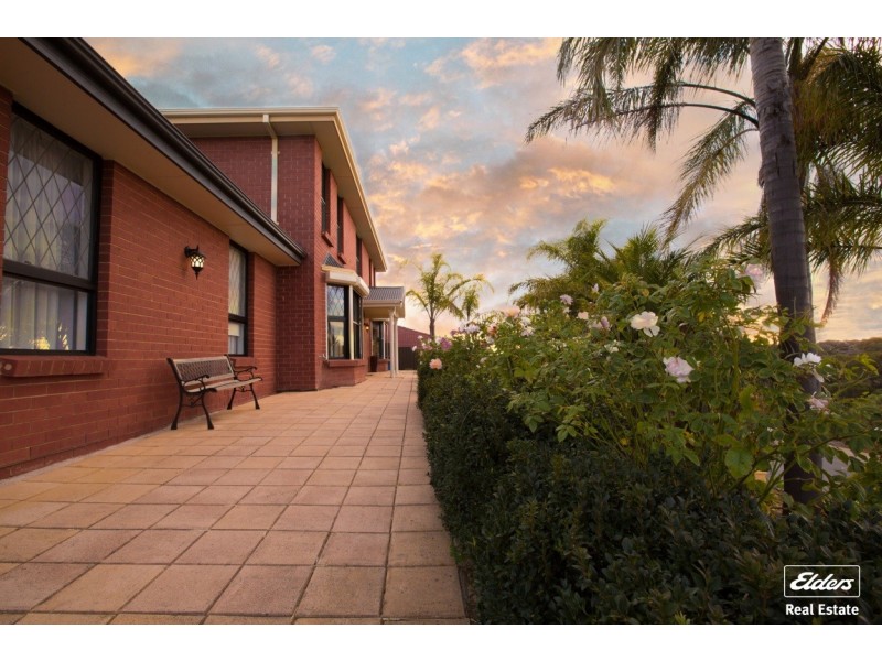 22 McGahan Crescent, Gawler East SA 5118