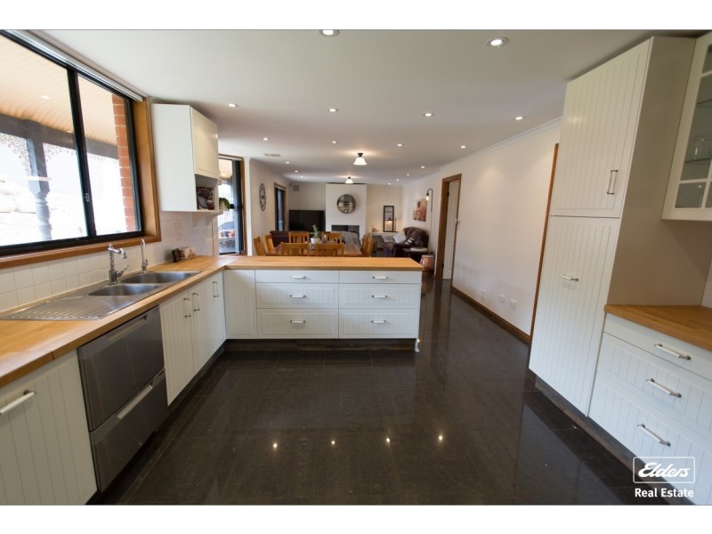 22 McGahan Crescent, Gawler East SA 5118