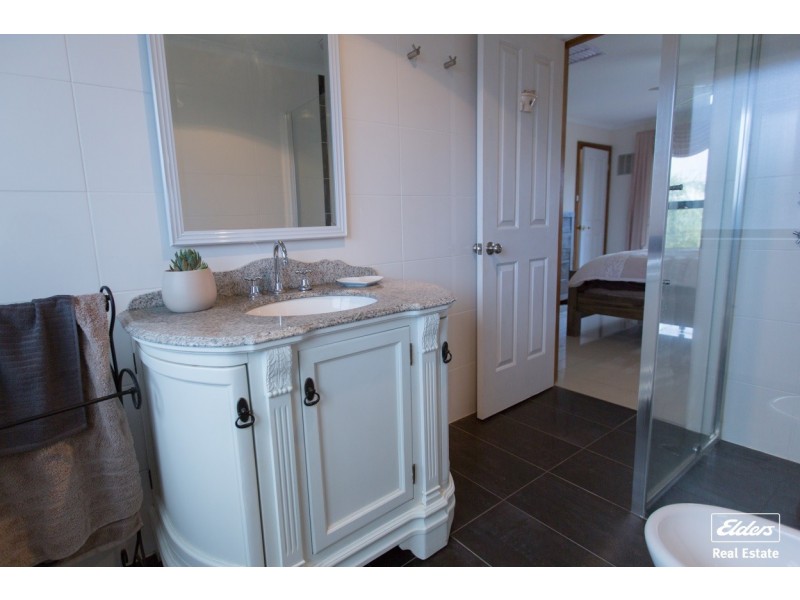 22 McGahan Crescent, Gawler East SA 5118