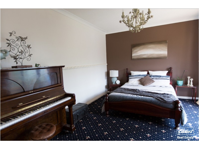 22 McGahan Crescent, Gawler East SA 5118