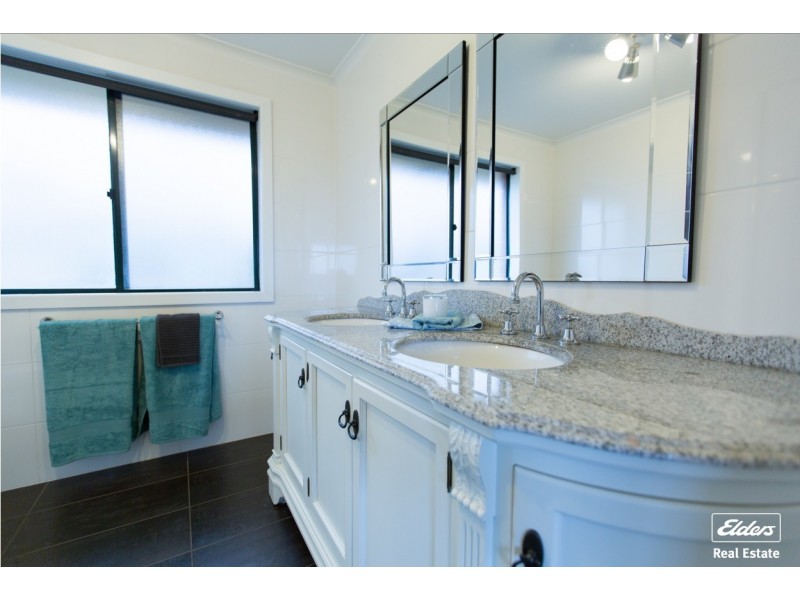 22 McGahan Crescent, Gawler East SA 5118