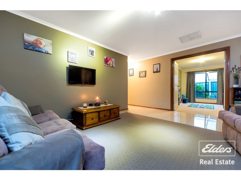 3 Compass Court, Hewett SA 5118