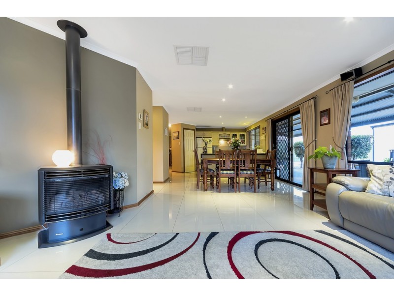 3 Compass Court, Hewett SA 5118