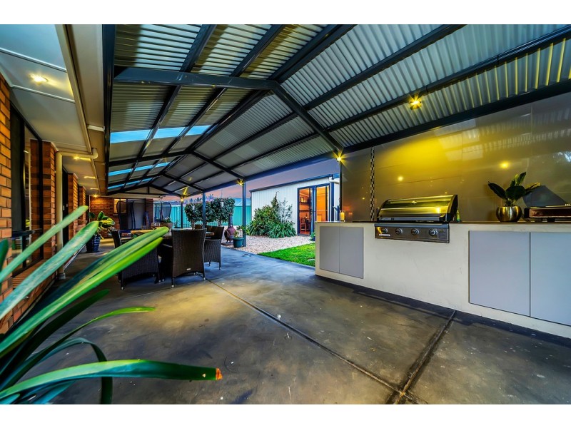 3 Compass Court, Hewett SA 5118