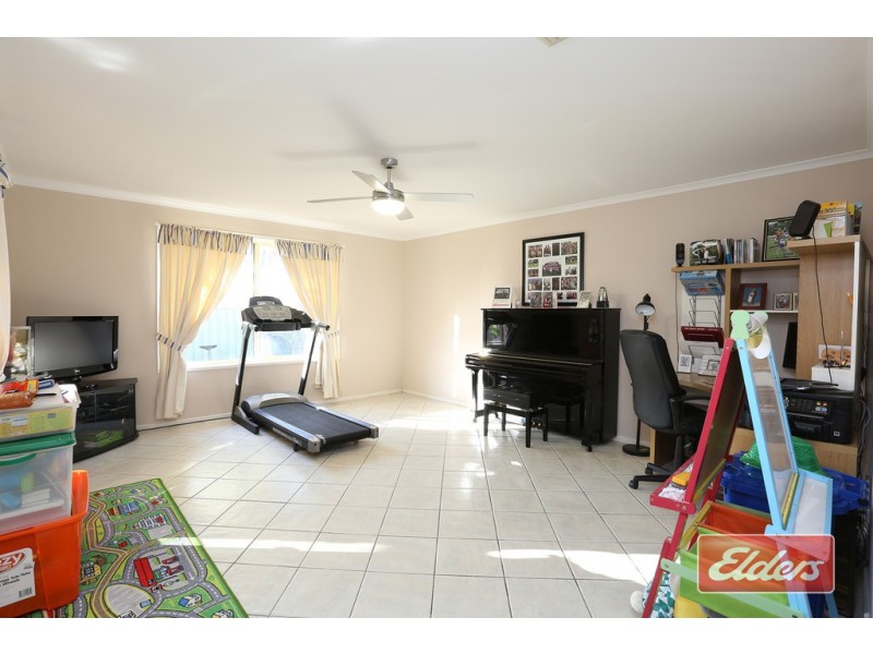 18 Goldfinch Way, Hewett SA 5118